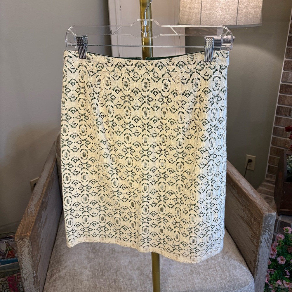 Elegant Lace Overlay Skirt - Cream and Dark Green